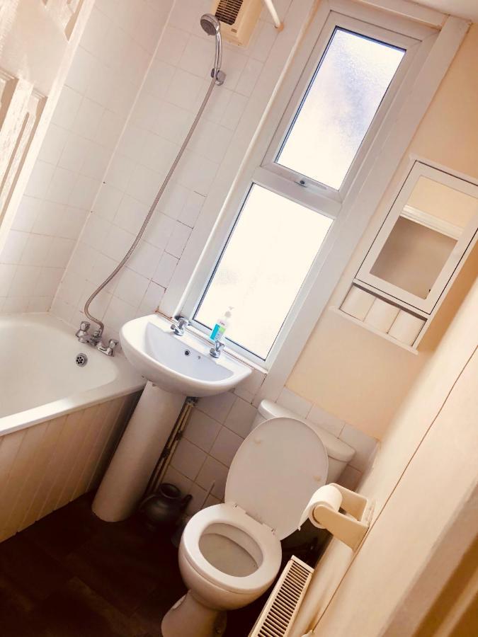Ac Lounge 125 Daire Rochford Dış mekan fotoğraf