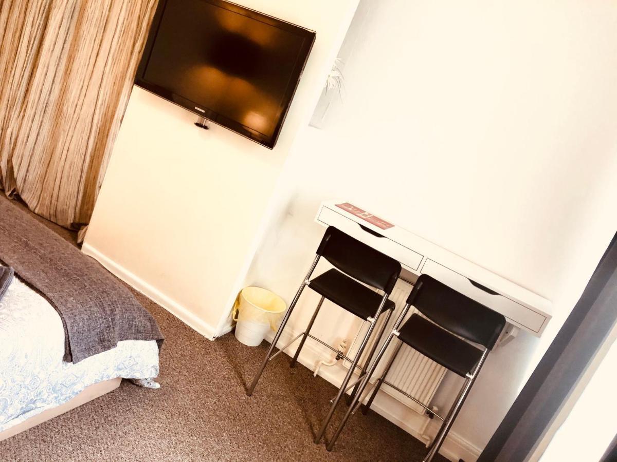 Ac Lounge 125 Daire Rochford Dış mekan fotoğraf