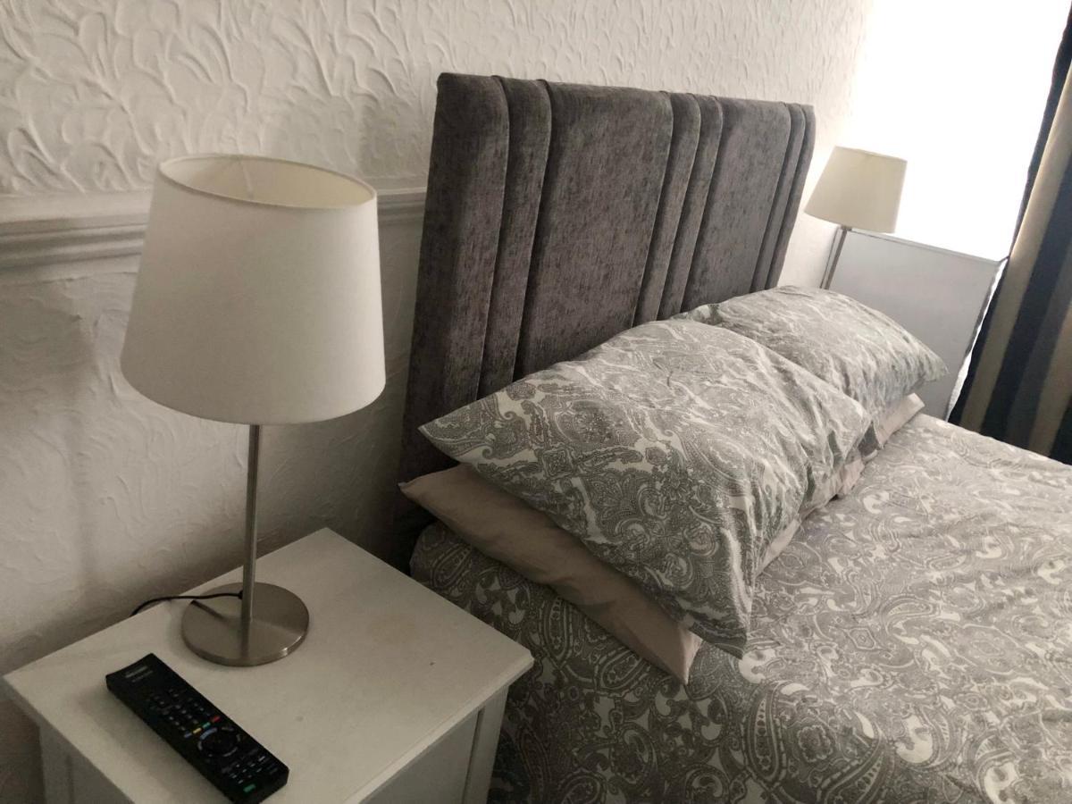 Ac Lounge 125 Daire Rochford Dış mekan fotoğraf