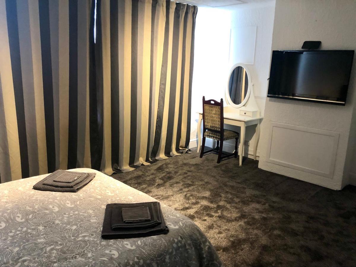 Ac Lounge 125 Daire Rochford Dış mekan fotoğraf